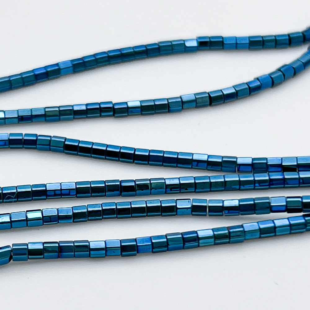 Гематит (имитация), цвет синий, размер 2 мм, цена за 102-103 шт (1/2 нити)