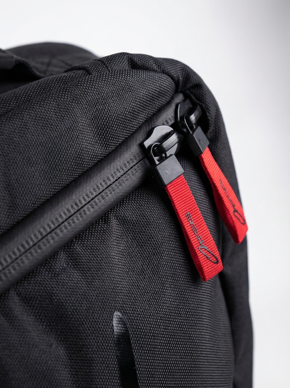 Чехол на колесах для сноуборда OXESS wheelie bag 194cm