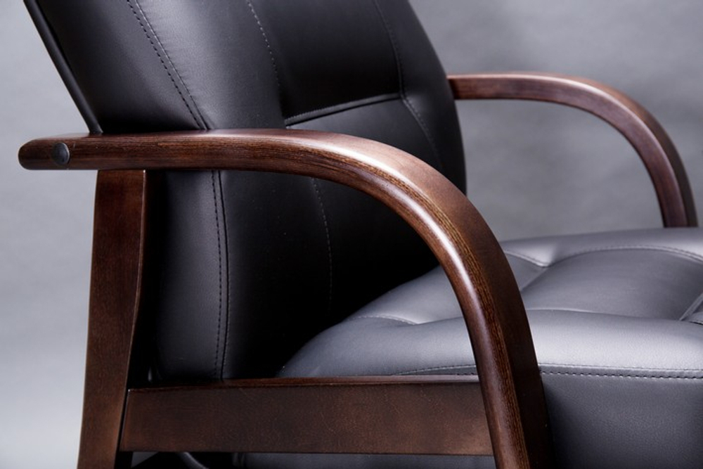 Кресло для руководителя VICTORIA BD