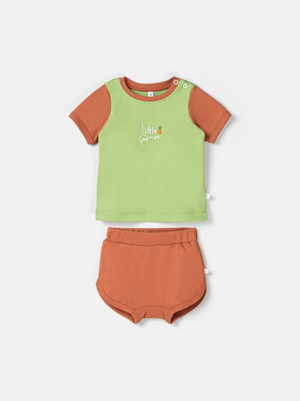 Комплект футболка и шорты 