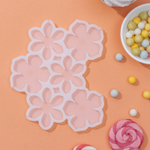 Форма для фигурных леденцов «Цветочки», 6 ячеек, 14х12х0,7 см, цвет белый