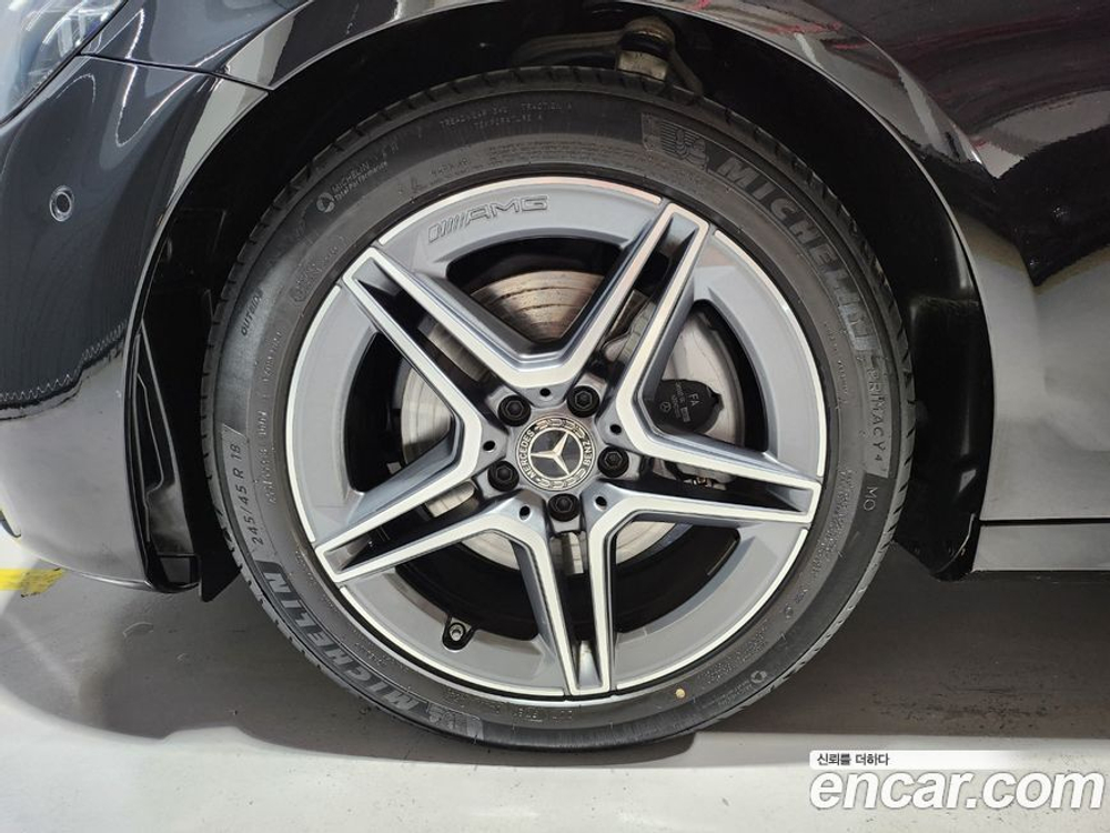 Mercedes-Benz E-Class W213 E250 AMG Line (02.2023)