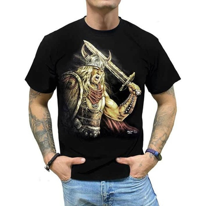 Футболка Викинг в красном плаще (S)