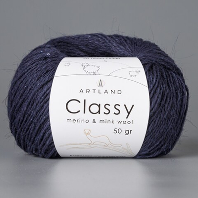 Classy, пряжа с люрексом и пайетками, шелк-5%, мериносовая шерсть-20%, нейлон-30%, норка-45%, 50 гр, 240 м, т.синий