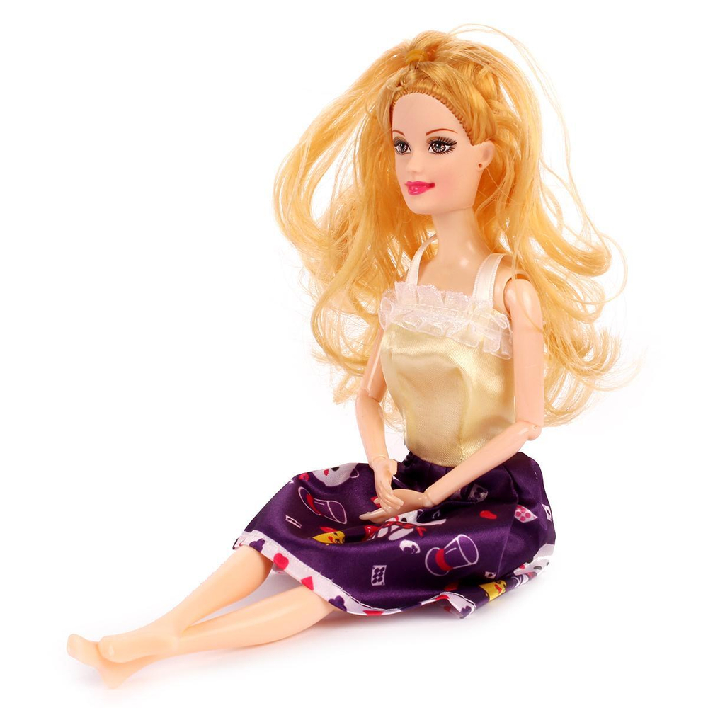 Кукла тип Модель на шарнирах с аксесс. коробка RT-19