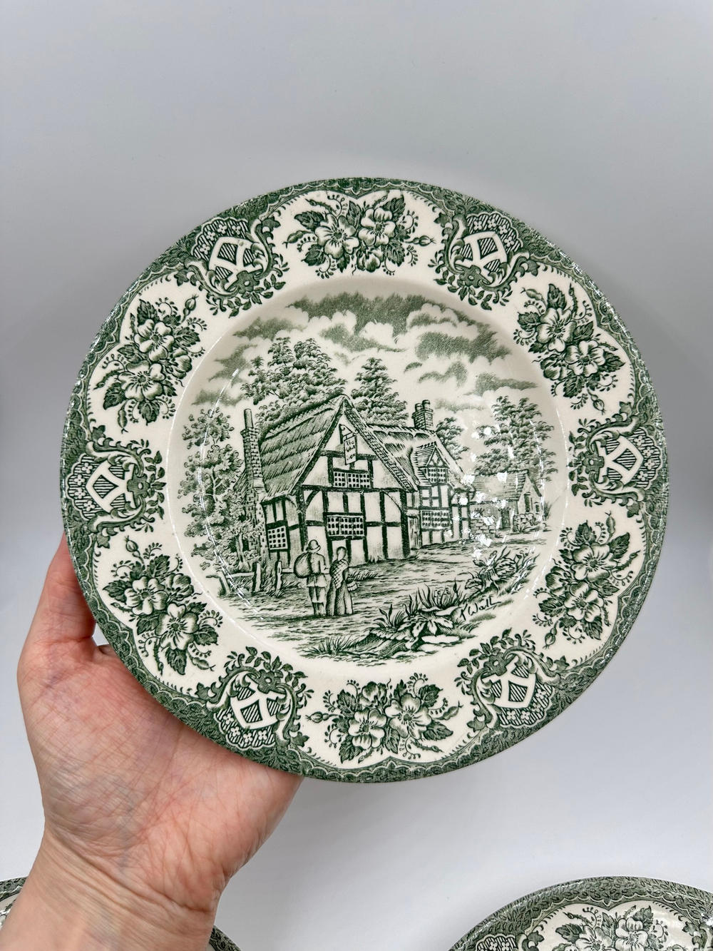 Тарелка 20см English Ironstone