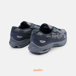 Кроссовки Mizuno Wave Rider Beta GTX "Quiet Shade Vulcan"