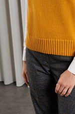 22896 Жилет женский (оранжевый)