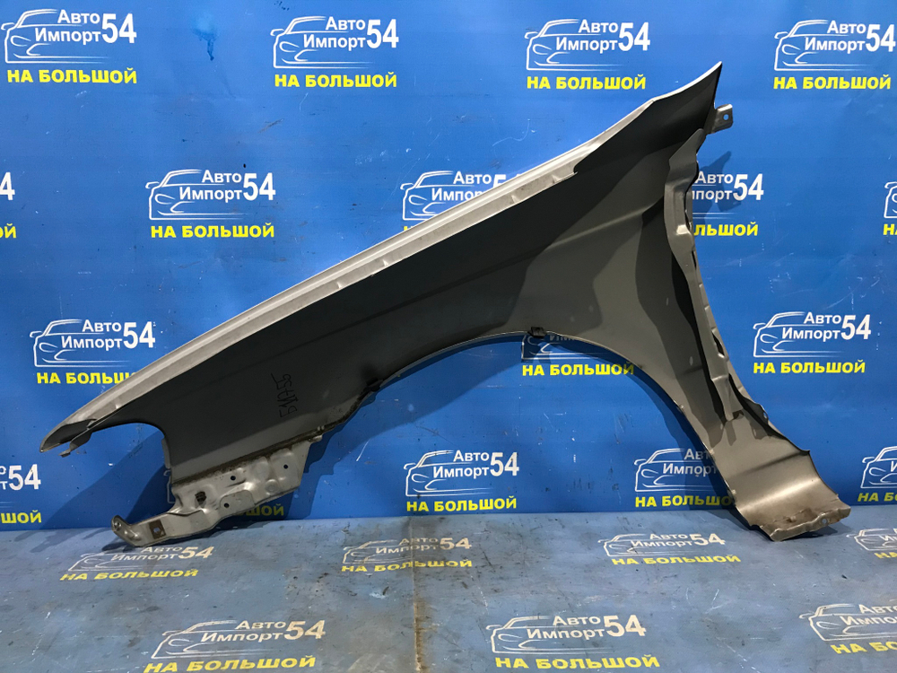 Крыло переднее правое NISSAN SUNNY 2002-2004