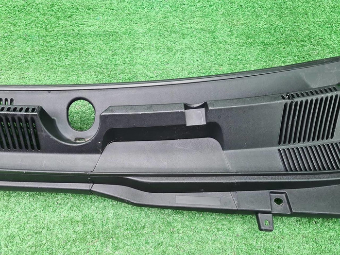 Жабо Geely Coolray (2019-2024)