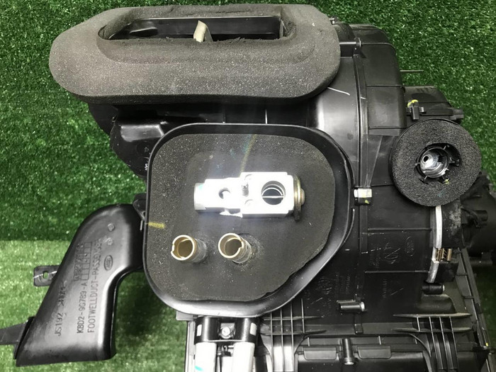 Корпус отопителя LR Discovery Sport (2019-н.в.)