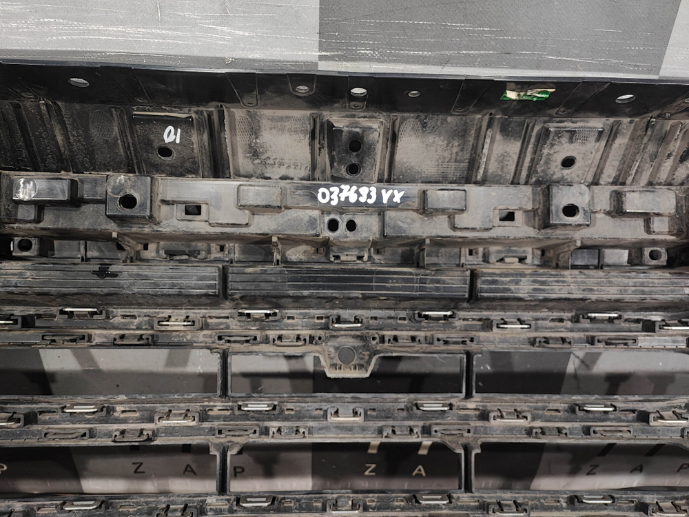 Решетка радиатора Exeed VX 21-нв Б/У Оригинал 602000385AA