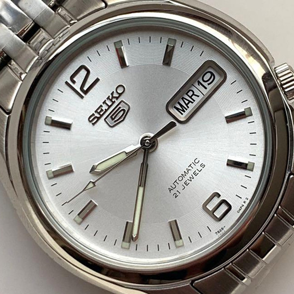 Мужские наручные часы Seiko SNK385K1