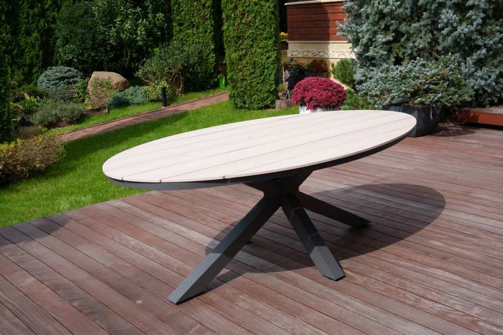 Стол обеденный овальный ЛУГАНО   алюминий/polywood   (цвет светло-серый) 2.2Х 1.14 м