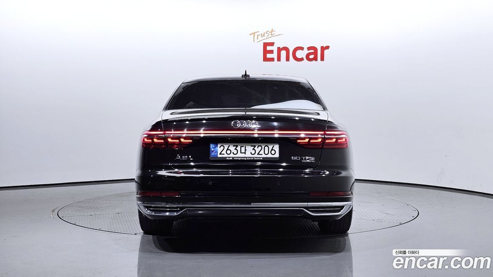 Audi A8 (D5) 60 TFSI Quattro LWB (06.2021)