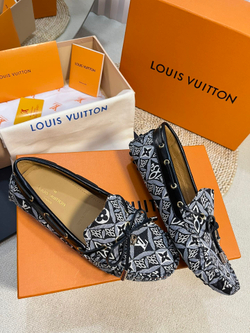 Louis Vuitton Mocassin