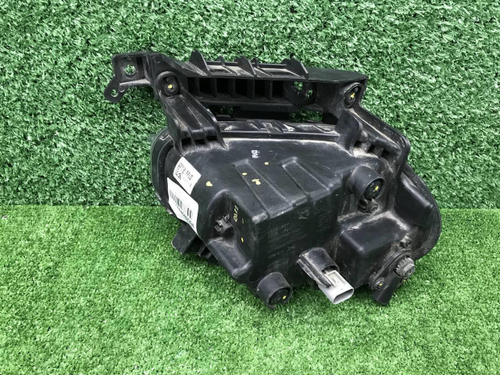 ПТФ правая Hyundai Santa Fe 4 TM (2018-2021)