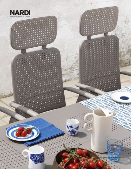 Стол пластиковый раздвижной Libeccio Италия цвет тортора Nardi Италия