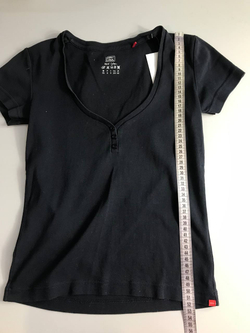 Футболка Esprit базовая, маркировка S, визуально на 44 размер