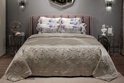 Покрывало 260х260 Garda Decor Euphoria Аморе бежевое со стежкой