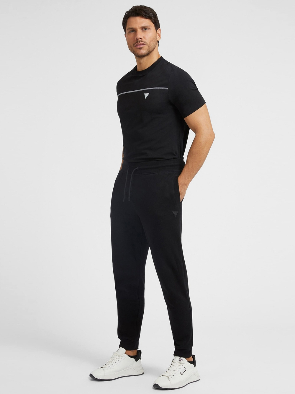 Брюки мужские GUESS