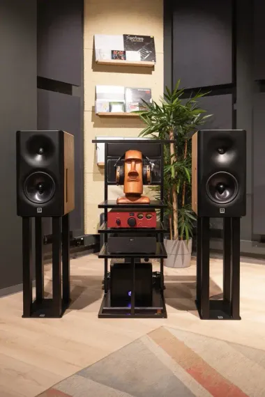 Dutch & Dutch 8c Speaker Stand