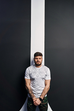 ФУТБОЛКА ВАРГГРАДЪ МУЖСКАЯ СВЕТЛО-СЕРАЯ "НА РАСПУТЬЕ"