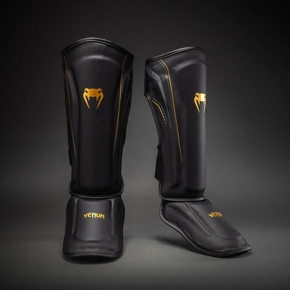 Шингарды Venum Streamline - Black/Gold