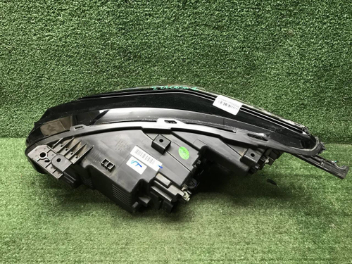 Битая Фара правая Geely Coolray (2023-н.в.) LED