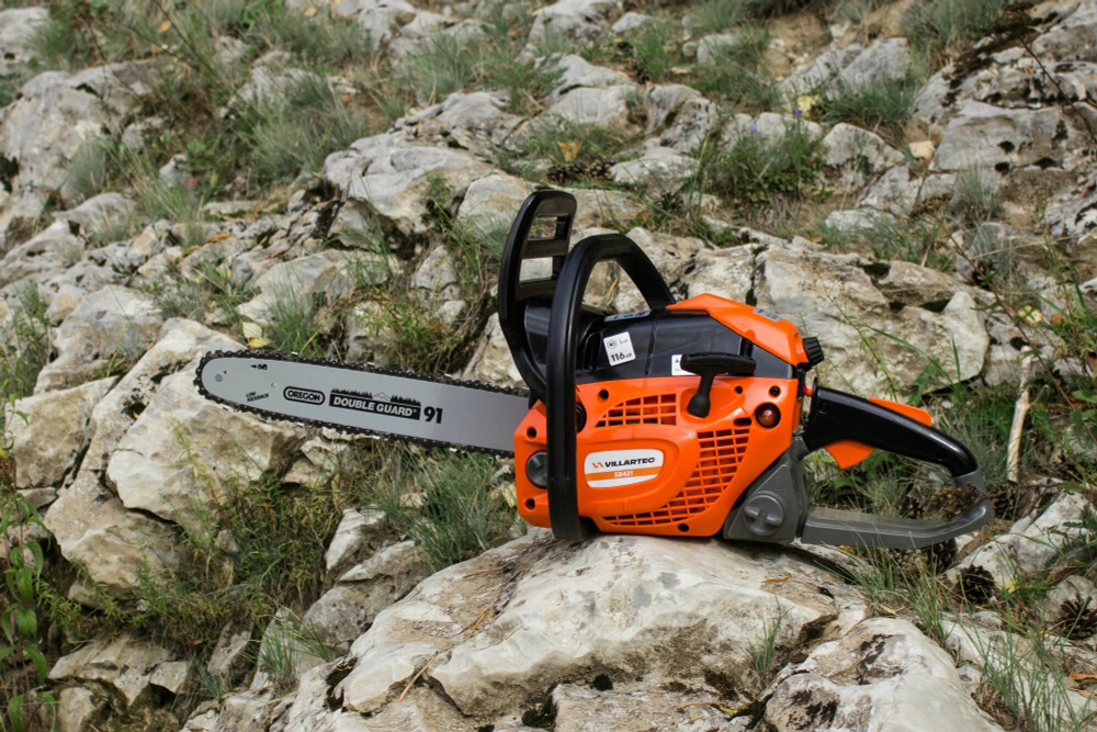 Бензопила VILLARTEC SB 401 1,8кВт/2,45л.с.,4,8кг,14"3/8-1,3-52 (SB 401)