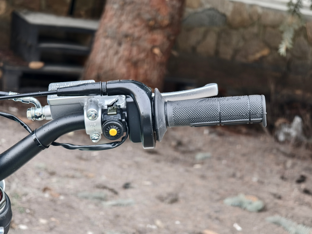 Мотоцикл кросс Apollo Thunder-250 (110/90-18)