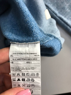 Свитшот Benetton стильный, на 10/11 лет