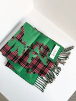 Шерстяной шарф Burberry