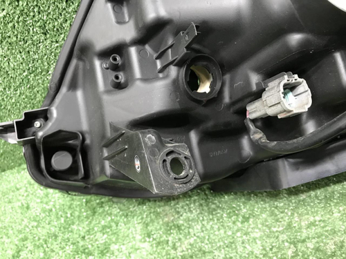 Фара правая Nissan X-Trail T32 (2013-2019) галоген