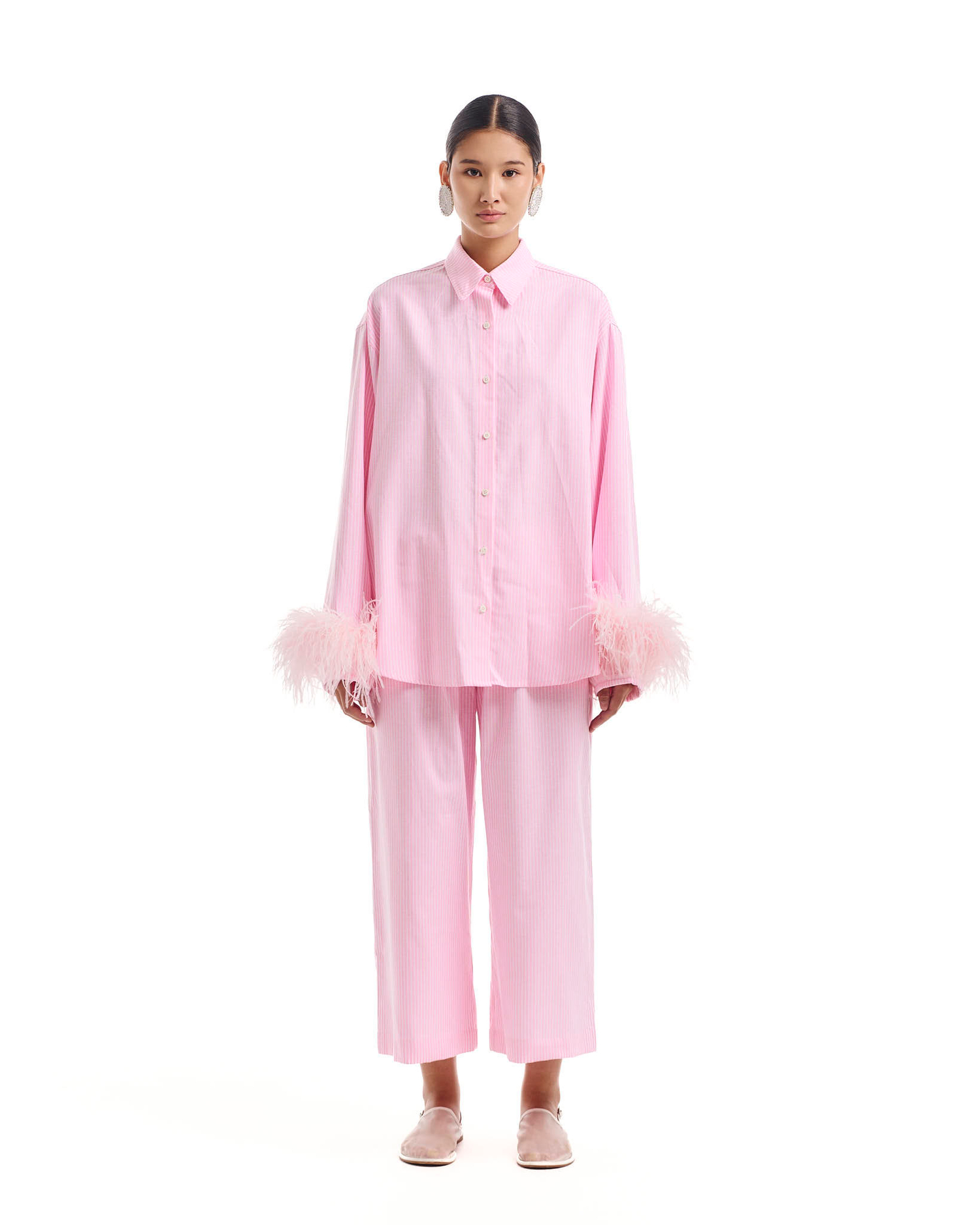 Костюм 13 в полоску с перьями розовый