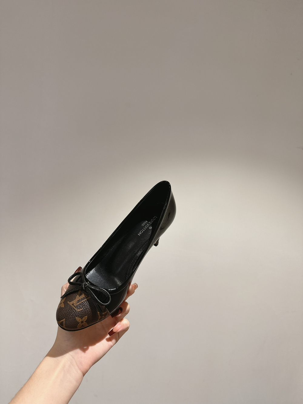Louis Vuitton Pump (8 colors)