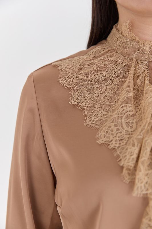 Блузка с отделкой из кружева, капучино