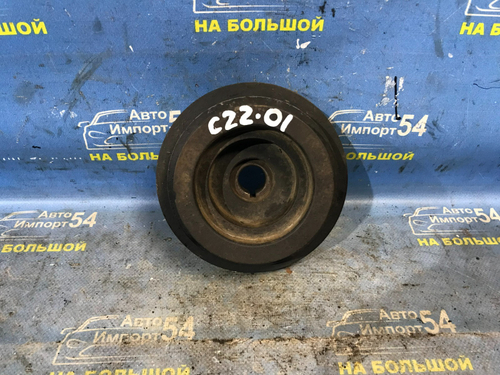 Шкив коленвала NISSAN LARGO 1992