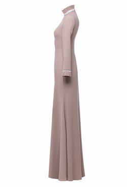 Длинное платье из крепа силуэт-рыбка бежевое 16-05-23 FW