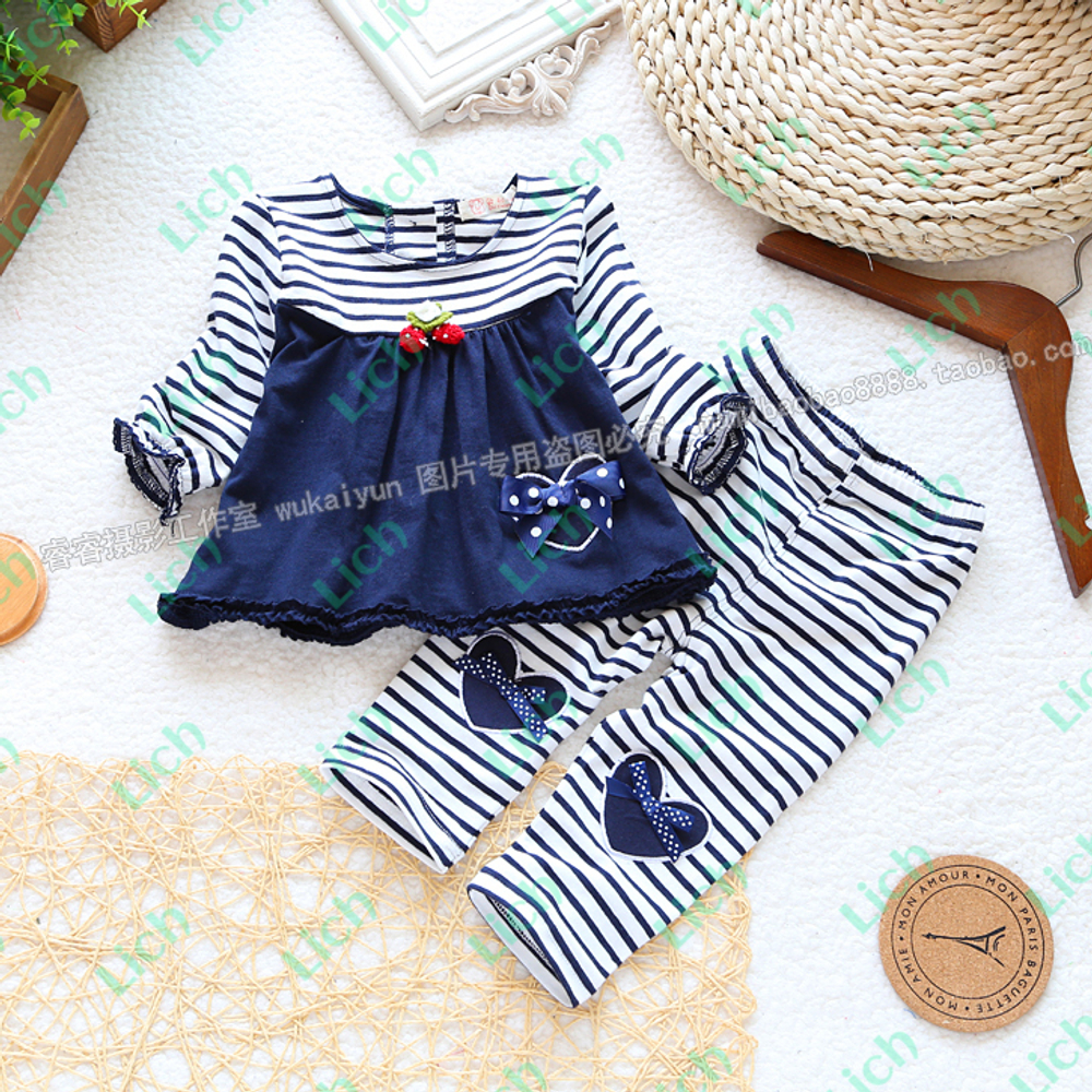 Костюм детский из кофточки с длинным рукавом и бридж в полоску