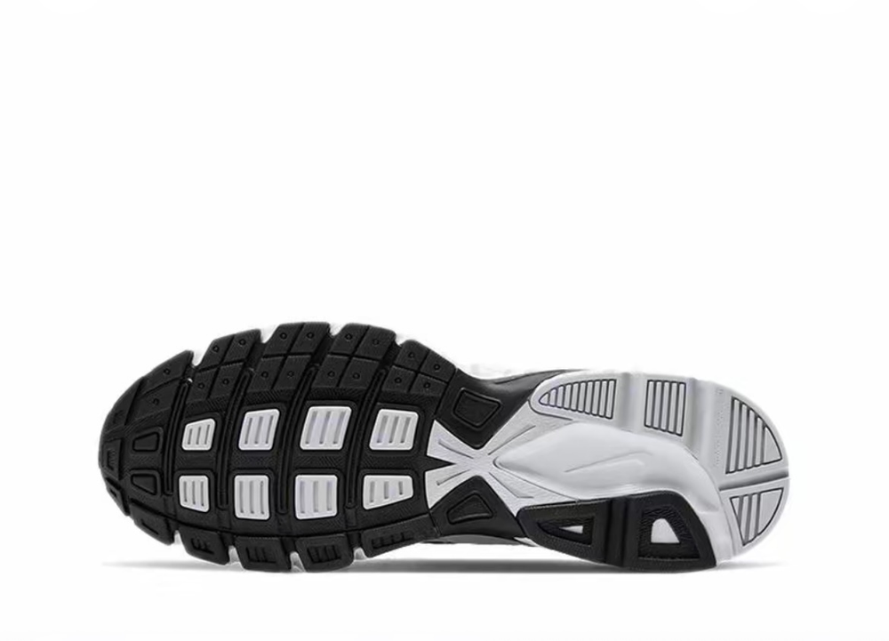 Nike Initiator White Black