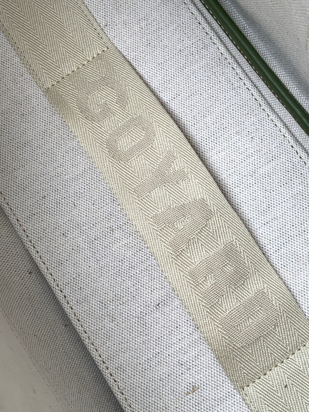 Goyard Capetien MM Messenger Bag