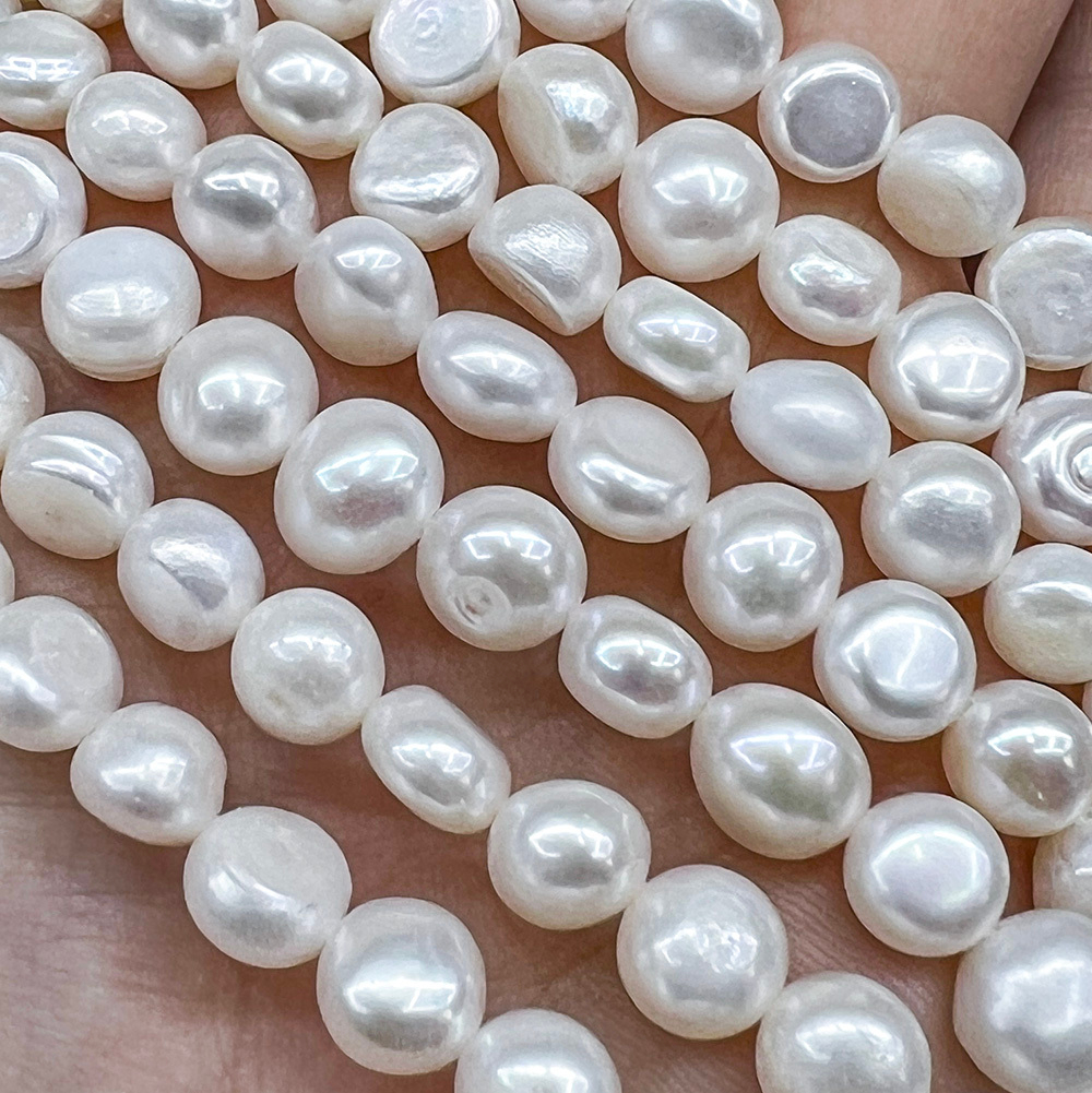 Жемчуг 2А речной бусины 8-9 мм, на нитке 38 см