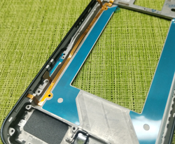 Infinix GT 30 Pro 5G（X6873) - рамка дисплея (корпус) + шлейфа + триггеры (ORIG-SP)