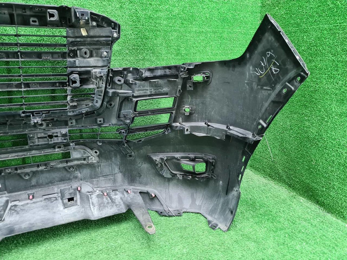 Бампер передний Land Cruiser 300 (21-нв) В сборе