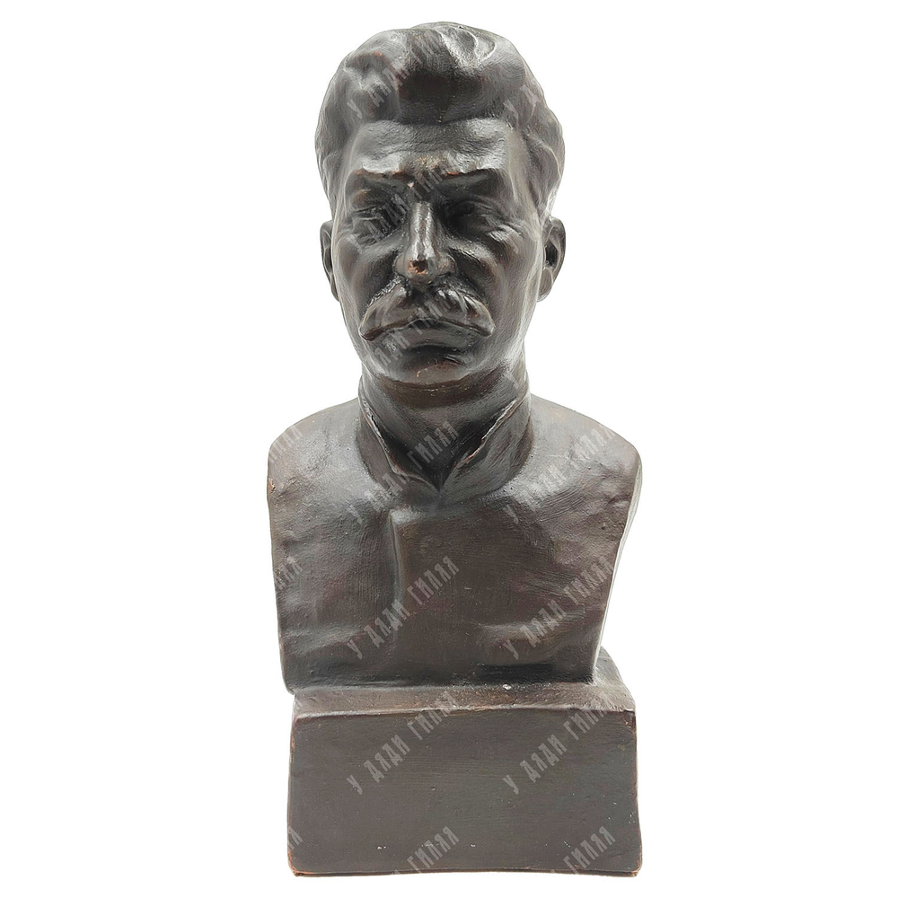 Скульптурный портрет. И. В. Сталин. 1933 г. СССР. Гжель. Автор Василик Н.