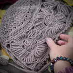 Видео мастер-класс по вязанию набора аксессуаров крючком "Цветы и листья"