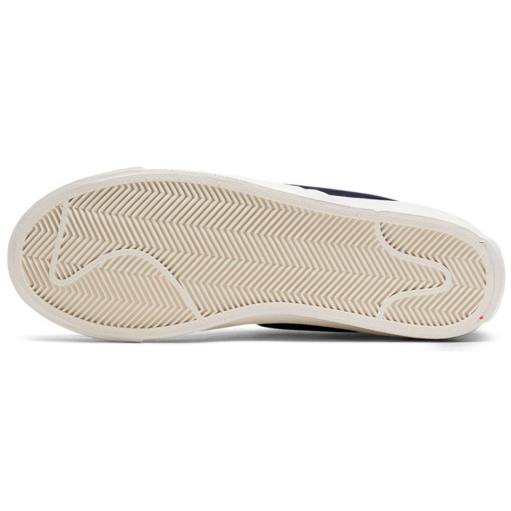 Кроссовки Nike, DC1746-103