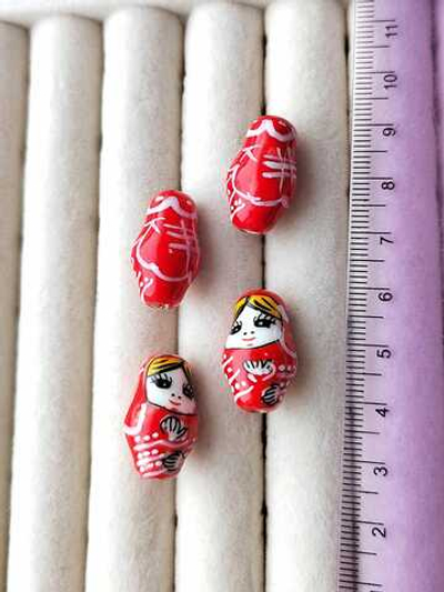 мк20-к Бусина керамическая "Матрешка" 20мм, красный