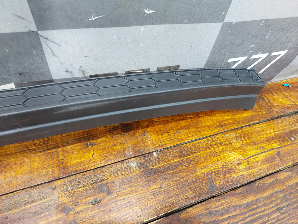 Накладка заднего бампера Skoda Kodiaq 16-22 Б/У Оригинал 565807423